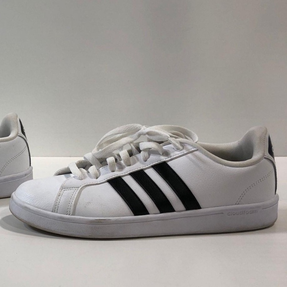 Women’s Adidas Cloudfoam Advantage White Black Lace-up Sneakers Size 11